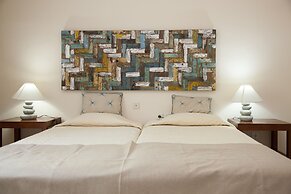 Troulakis Beach Hotel