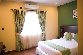 Atlantic Hotel And Suites