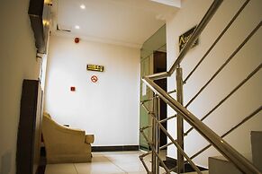 Atlantic Hotel And Suites