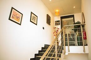 Atlantic Hotel And Suites