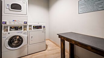 Best Western Plus Dilley Inn & Suites