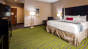 Best Western Plus Dilley Inn & Suites