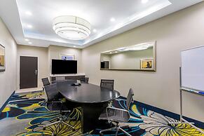 La Quinta Inn & Suites by Wyndham Odessa N. - Sienna Tower