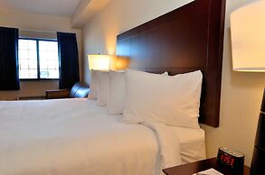 Cobblestone Inn & Suites - Holstein