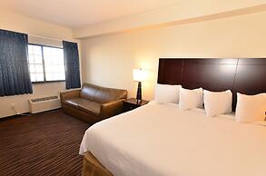 Cobblestone Inn & Suites - Holstein