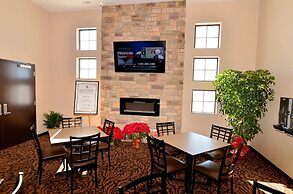 Cobblestone Inn & Suites - Holstein