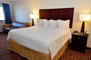 Cobblestone Inn & Suites - Holstein