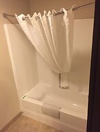 Cobblestone Inn & Suites - Holstein