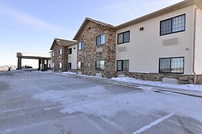 Cobblestone Inn & Suites - Holstein
