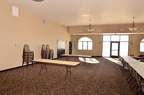 Cobblestone Inn & Suites - Holstein