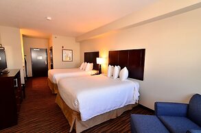 Cobblestone Inn & Suites - Holstein