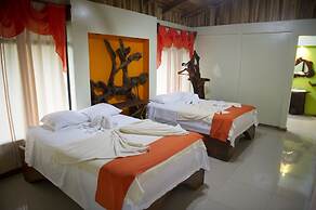 Hotel Catarata Río Celeste