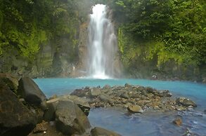 Hotel Catarata Río Celeste