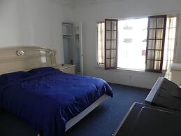 Wilshire Orange Hotel