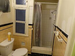 Wilshire Orange Hotel