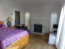 Wilshire Orange Hotel