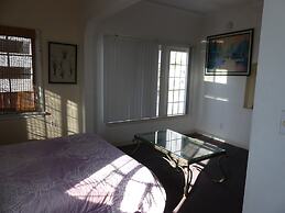 Wilshire Orange Hotel