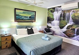 Mollymook Ocean View Motel Reward Long Stays - Over 18's Only