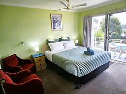 Mollymook Ocean View Motel Reward Long Stays - Over 18's Only