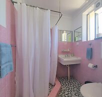 Mollymook Ocean View Motel Reward Long Stays - Over 18's Only