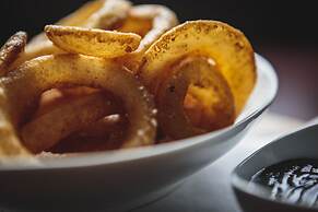 Colac Central Hotel Motel