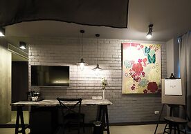 Art Mai Gallery Nimman Hotel