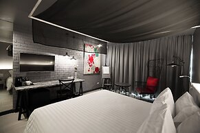 Art Mai Gallery Nimman Hotel