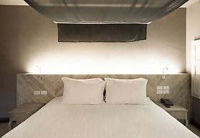 Art Mai Gallery Nimman Hotel