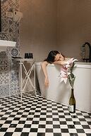 Art Mai Gallery Nimman Hotel