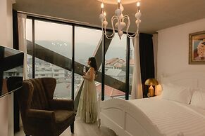 Art Mai Gallery Nimman Hotel