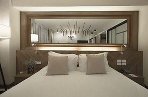 Art Mai Gallery Nimman Hotel