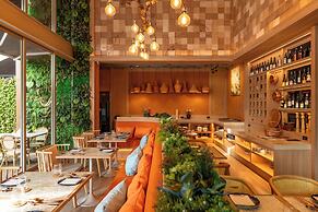 Art Mai Gallery Nimman Hotel