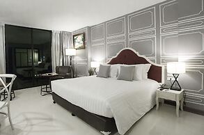 Art Mai Gallery Nimman Hotel