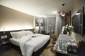 Art Mai Gallery Nimman Hotel