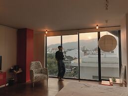 Art Mai Gallery Nimman Hotel