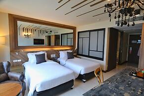 Art Mai Gallery Nimman Hotel