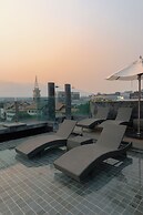 Art Mai Gallery Nimman Hotel