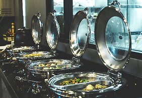 Art Mai Gallery Nimman Hotel