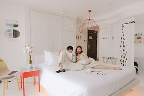 Art Mai Gallery Nimman Hotel