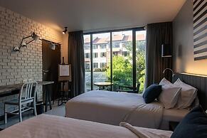 Art Mai Gallery Nimman Hotel