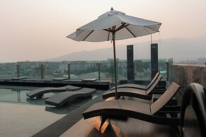 Art Mai Gallery Nimman Hotel