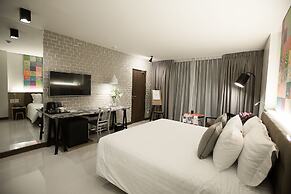 Art Mai Gallery Nimman Hotel