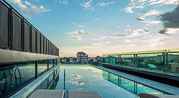 Art Mai Gallery Nimman Hotel