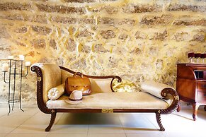 Archontiko - Old Town Suites