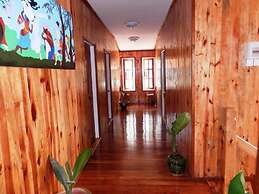 Golden Empress Hotel