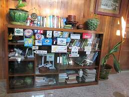 Golden Empress Hotel