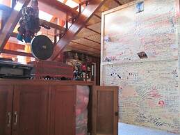 Golden Empress Hotel