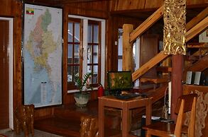 Golden Empress Hotel