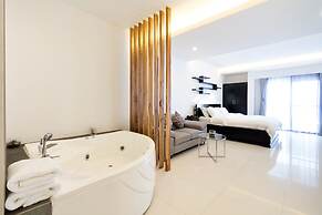 Winds Boutique Hotel