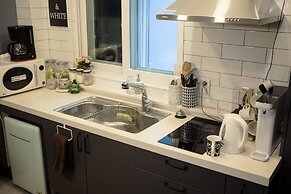 Whitetail Guesthouse - Hostel